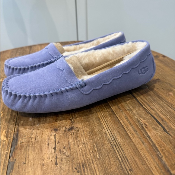 UGG Women's Suede Moccasin Slippers - Picture 3 of 6